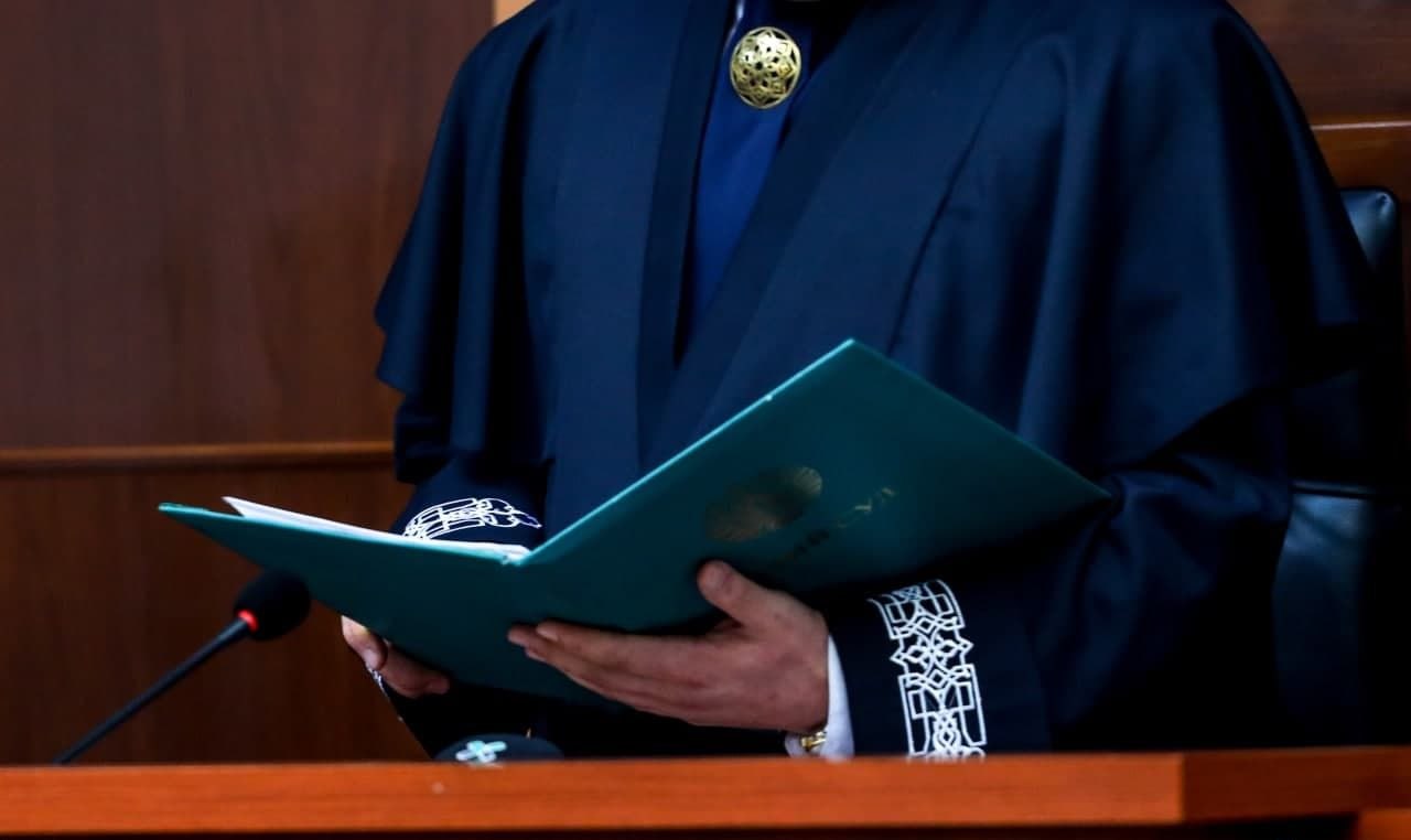 sud-yalar-daromadlari-va-mol-mulki-togrisida-deklaratsiya-topshiradi-prezident-farmoni