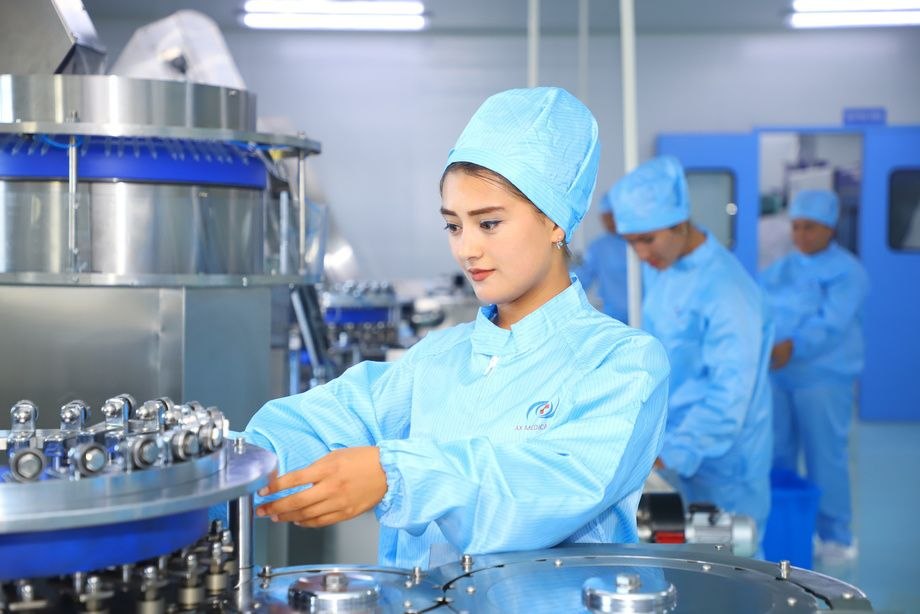 farmatsevtika-mahsulotlarini-ishlab-chiqarish-bir-yilda-30-foizga-oshdi