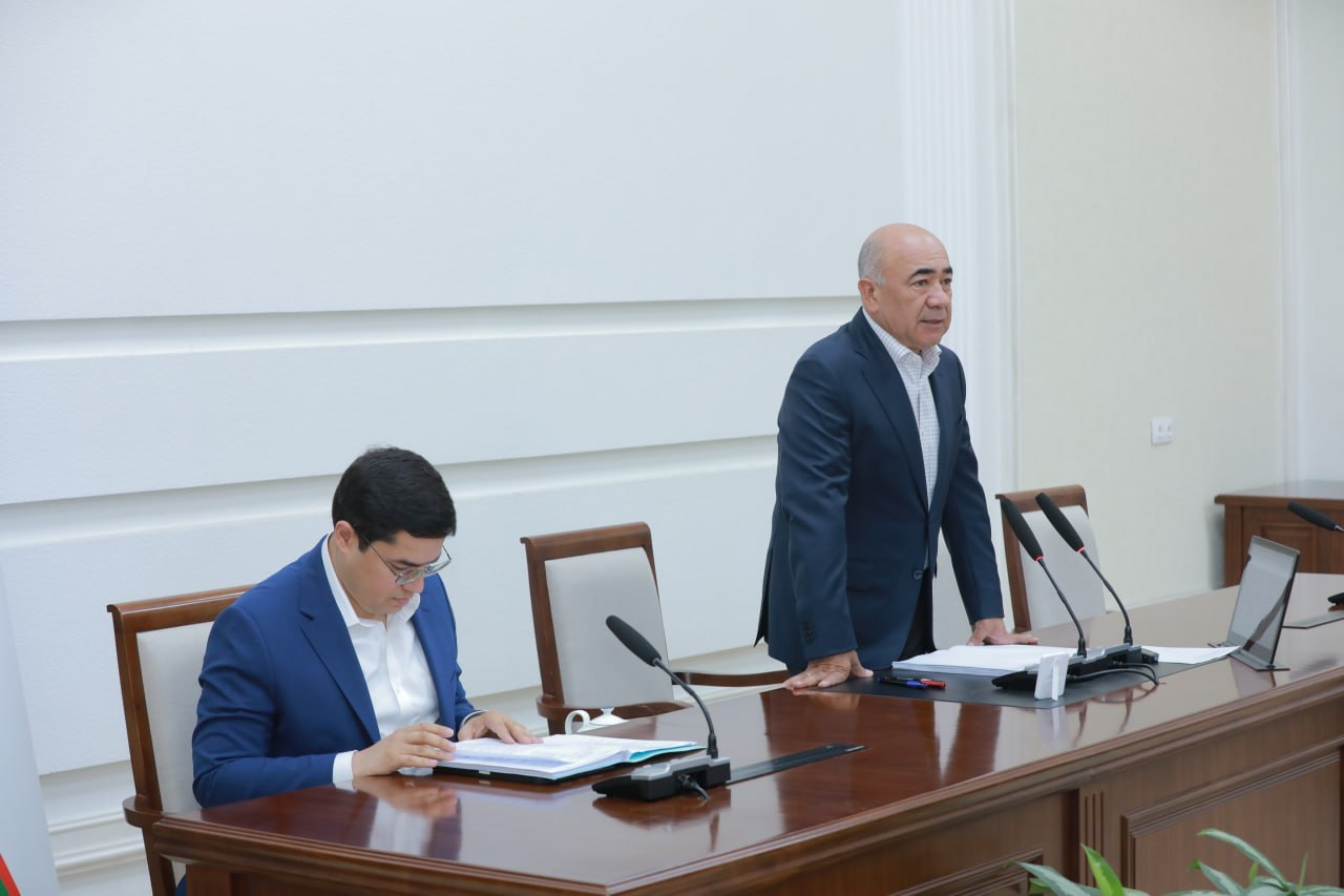 toshkent-viloyatida-murozhaatlar-bilan-ishlashda-kamchilikka-yol-qoygan-8-nafar-mas-ul-ishdan-olindi