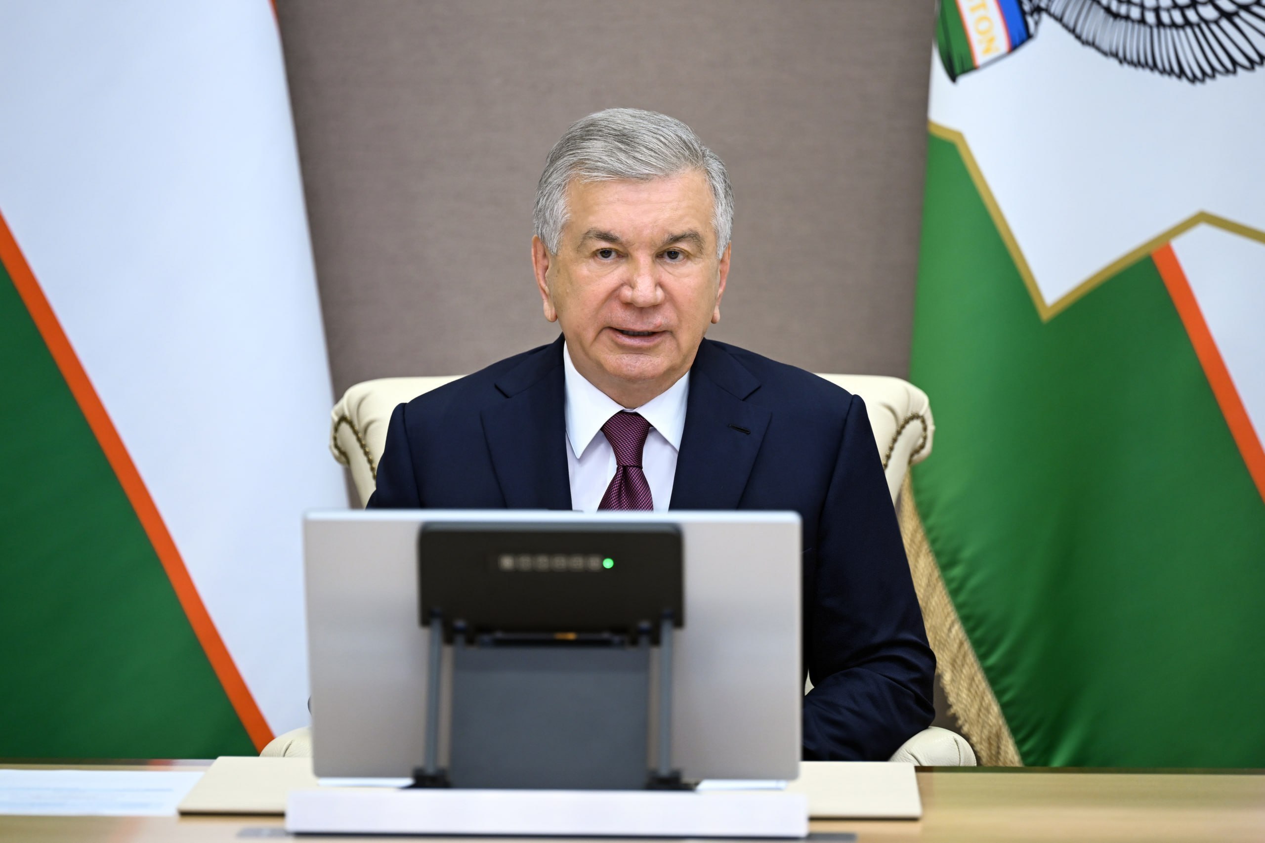 davlat-hizmatchilari-mehnatiga-haq-tolash-tizimi-takomillashtiriladi