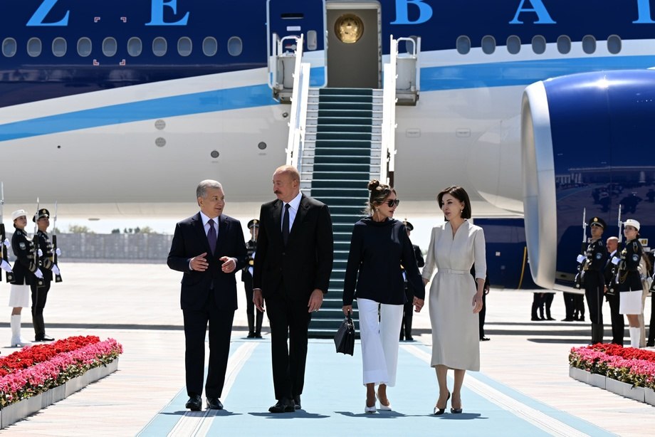 ilhom-aliev-ozbekistonga-davlat-tashrifi-bilan-keldi