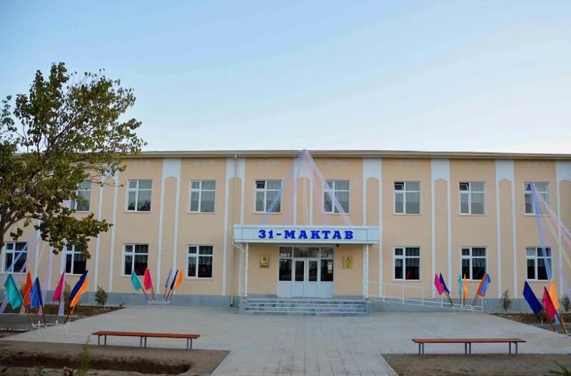 Maktab uz kirish. Мактаб таътил. Замонавий мактаблар. Мактаб фасад. Мактаб проекты.